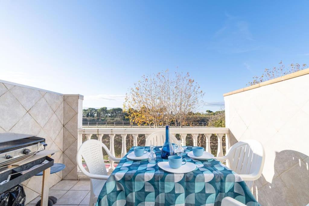 A16-Casa Con Barbacoa En La Playa Villa Empuriabrava Exterior photo